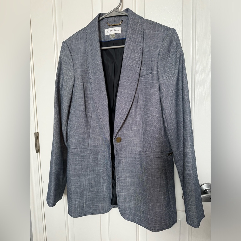 Calvin Klein women’s Blazier size 8 blue